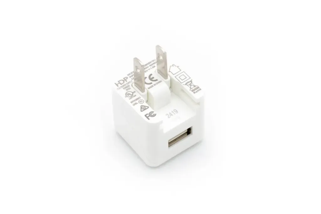[000557] Loxone USB-voeding incl. kabel (wit)